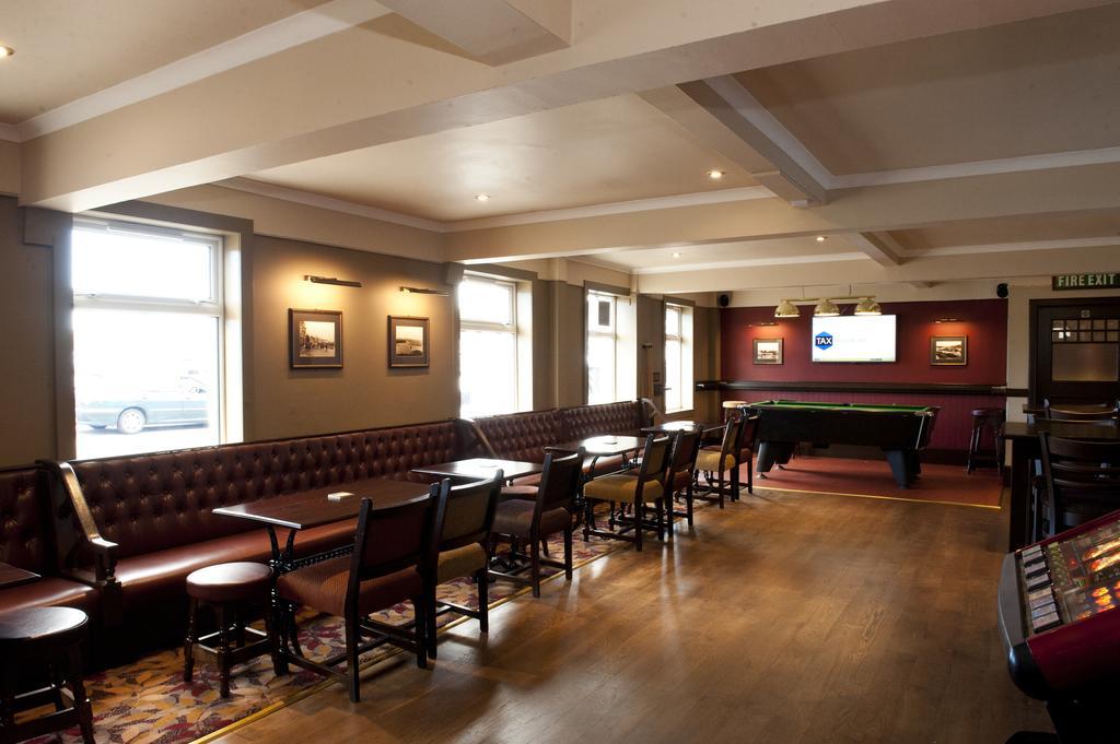 The Crown Inn Stornoway  Kültér fotó