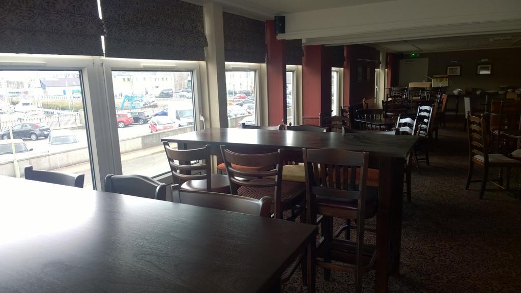 The Crown Inn Stornoway  Kültér fotó